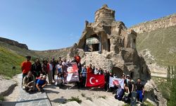 Dağcılar 19 Mayıs yürüyüşü yaptı