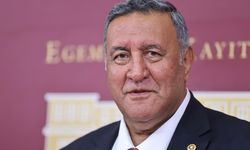 CHP Niğde Milletvekili Ömer Fethi Gürer, “Ekonomik kriz ve doğal afetler olumsuz etkisi aile yapısını tehdit ediyor”