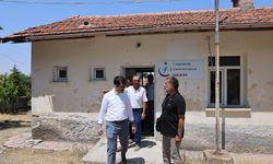 Aksalur atıl durumda bulunan mahallenin yapıları yerinde incelendi.