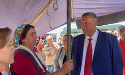 CHP MİLLETVEKİLİ ÖMER FETHİ GÜRER PAZARDA GÖZYAŞLARIYLA DERDİNİ ANLATAN KADIN ÇİFTÇİ: “ÇİFTÇİ BİTERSE, ÜLKE BİTER”