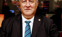 GÜRER: “YURT DIŞI TÜRKÇE ÖĞRETİMİNE YATIRIM VAR, AMA MİLLÎ TAKIM OYUNCULARI TÜRKÇE KONUŞAMIYOR”