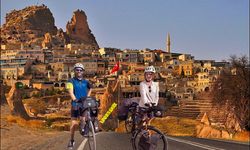 “Alman Çift Kapadokya Yolunda”
