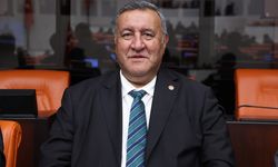 CHP Niğde Milletvekili Ömer Fethi Güre, “Endüstri 5.0’a dünya geçti, biz hâlâ 3,5’tayız”