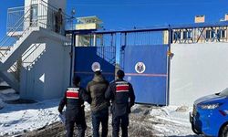 Nevşehir JASAT’tan Nokta Operasyon: 30 Ayrı Dolandırıcılık Suçundan Aranan Şahıs Tutuklandı