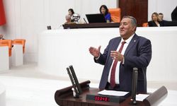 Ömer Fethi Gürer: “Emekliye müjde artış değil, erken ödeme çıktı”