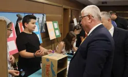 BİLSEM Şenliği mi, Müdürlük Fotoğraf Çekimi mi?