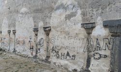 Gülşehir’de Aziz Dimitrios Rum Kilisesi’nin Duvarlarındaki Yazılar Tepki Çekti.