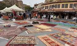 Kapadokya’da turistlerin yeni uğrak noktası: Ürgüp’te antika pazarı.