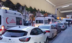 YÜRÜYÜŞ YOLU YAPILDI, ŞEHİR TRAFİĞİ FELÇ OLDU!