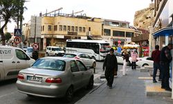 ÜRGÜP’TE TRAFİK GÜVENLİĞİ TARTIŞMASI: VATANDAŞLAR YETKİLİLERDEN AÇIKLAMA BEKLİYOR.