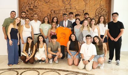 Portekizli Gençlerden NEVÜ’ye Ziyaret