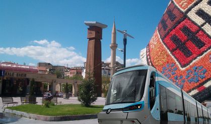 Ürgüp’te Sahada Hizmet Yok, Gündemde Mesaj Var.