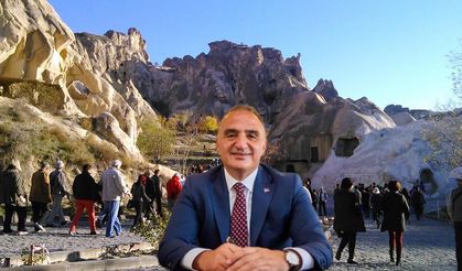 Kapadokya Nefesini Tuttu: 9 Günlük Bayram Tatili Turizmi Uçuracak mı?