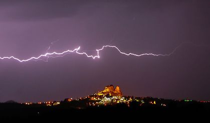 NEVŞEHİR İÇİN KRİTİK UYARI: 5 GÜN BOYUNCA KUVVETLİ SAĞANAK BEKLENİYOR