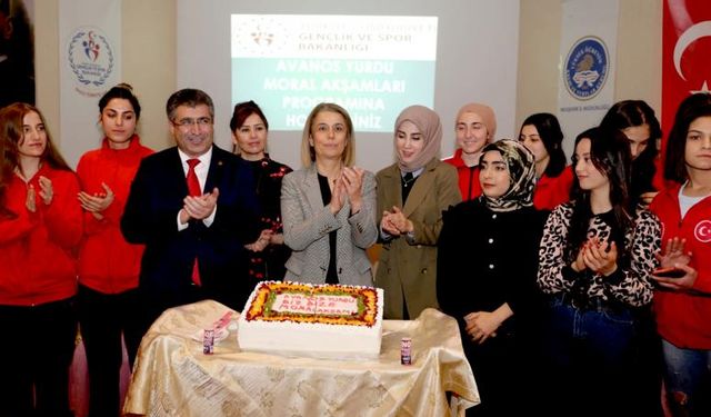 Vali İnci Sezer Becel ve NEVÜ Rektörü Prof. Dr. Semih Aktekin Avanos Kız Öğrenci Yurdunu Ziyaret Etti