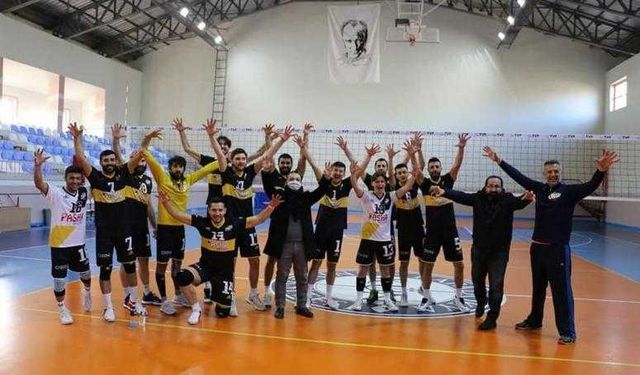 ÜRGÜP SPOR VOLEYBOL GALİBİYET’E DOYMUYOR 