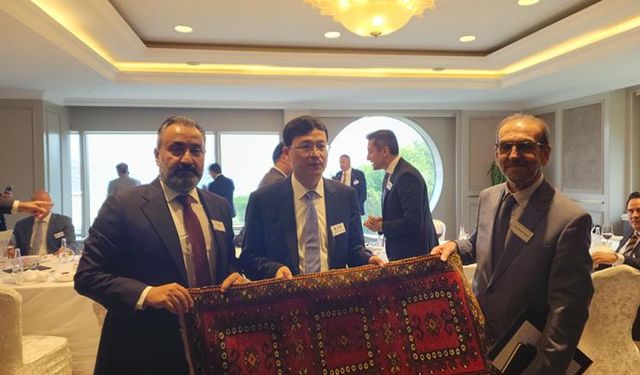 Kapadokya Üniversitesi Çin (Nanjing) - Türkiye (İstanbul) Ekonomik ve Ticari İş Birliği ve Değişim Konferansına Katıldı