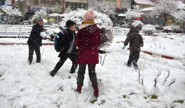 Hacıbektaş’ta okullar tatil edildi