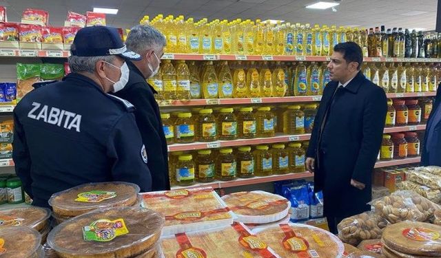 Kaymakam Öner, fiyat ve stok denetimi yaptı