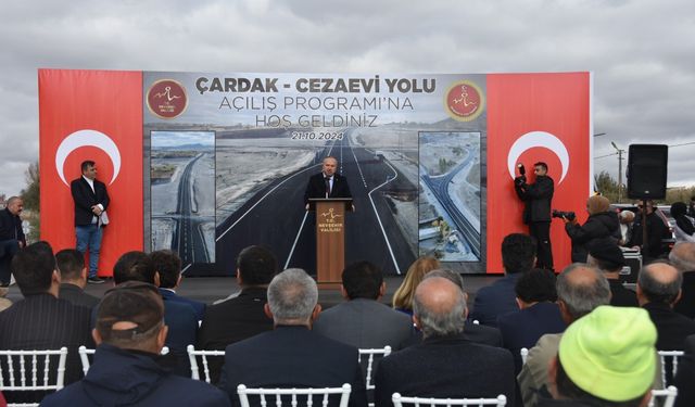 Çardak-Cezaevi yolu törenle trafiğe açıldı.