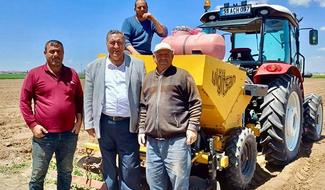 CHP Niğde Milletvekili Ömer Fethi Gürer, zirai don felaketinin yoğun etkilediği illerdeki icra sayılarındaki artışa dikkat çekti.