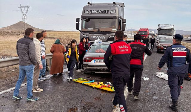 Ürgüp Karakaya Köyü Kavşağında Trafik Kazası: 1 Ölü, 3 Yaralı