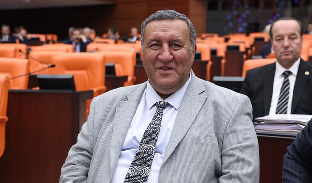 CHP’li vekil Ömer Fethi Gürer, öğrenci bursları yetersiz arttığını söyledi.