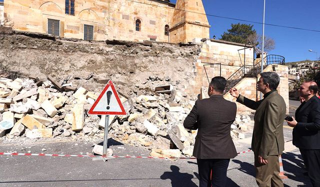 Nar Camii Kebir’de Çöken Duvar Sonrası Teknik İnceleme Başlatıldı