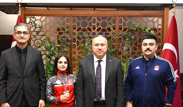 Ali Fidan Başarılı Sporcuları Valilikte Ağırladı