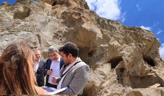 Kapadokya’da Riskli Alanlara Yakın Takip: Aydın Cem Aslanbay Temenni Tepesi’nde İnceleme Yaptı