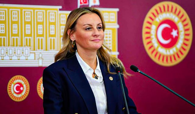 Ösen: “Rekor Turist Masalı Çöküyor! Türkiye Genelinde Bin 500 Otel Satışta”