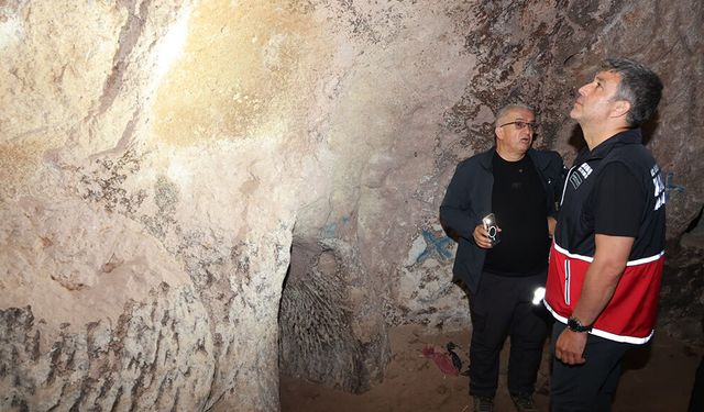 Kapadokya Alan Başkanı Aslanbay, tarihi ve kültürel miras alanlarında incelemelerde bulundu.