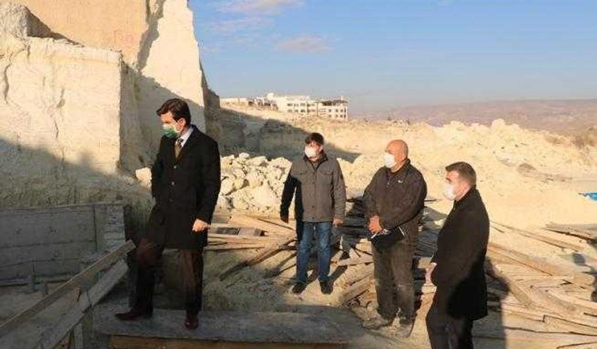 ÜRGÜP KAYMAKAMI MARAŞLI, TERMAL HAVUZ İNŞAATINDA İNCELEMELERDE BULUNDU