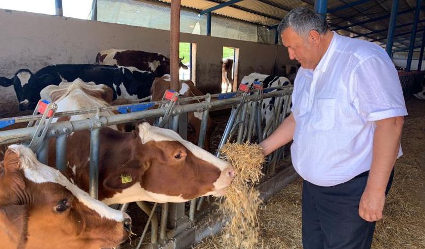 CHP Milletvekili Ömer Fethi Gürer ziyaret ettiği Besici Dündar: “1 litre süte karşı 1 kilo yem alamıyoruz”