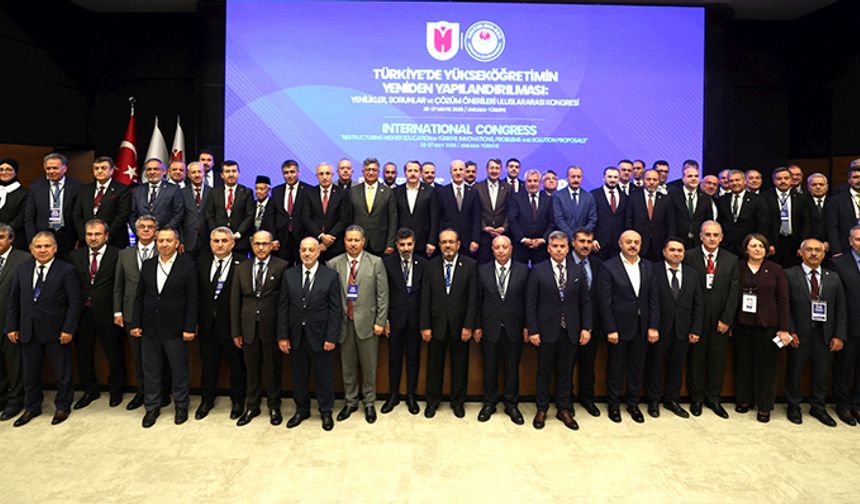 Rektör Aktekin “Türkiye’de Yükseköğretimin Yeniden Yapılandırılması: Yenilikler, Sorunlar ve Çözüm Önerileri Uluslararası Kongresi”ne Katıldı