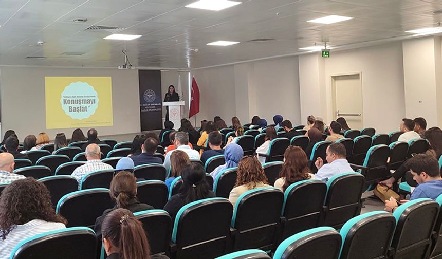 NEVÜ’lü Akademisyen İl Sağlık Müdürlüğü’nde ‘İntiharı Önleme ve Farkındalık Eğitimi’ Verdi