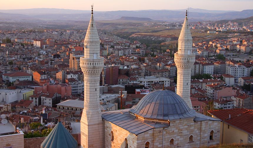 Nevşehir’in Nüfusu 320 Bini Aştı: Merkez Azalırken Kırsal Bölgelerde Dikkat Çeken Artış