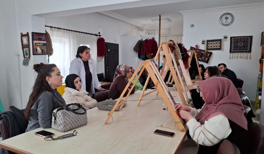 Geleneksel Sanatın Genç Kuşakla Buluşması