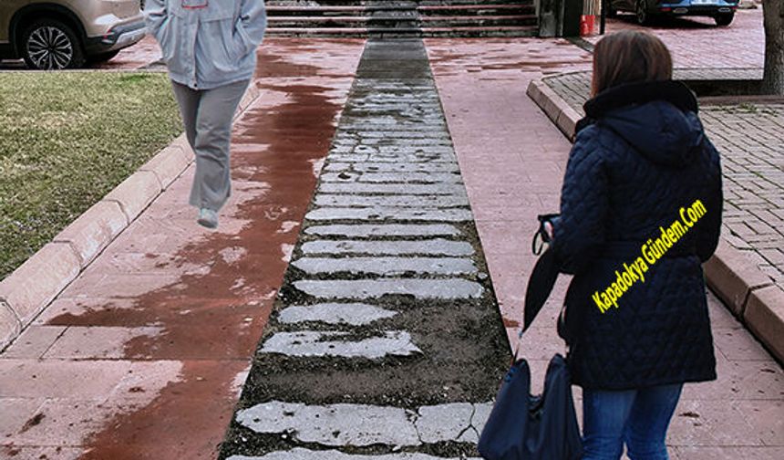 Ürgüp Hükümet Konağı Yolu Alarm Veriyor!