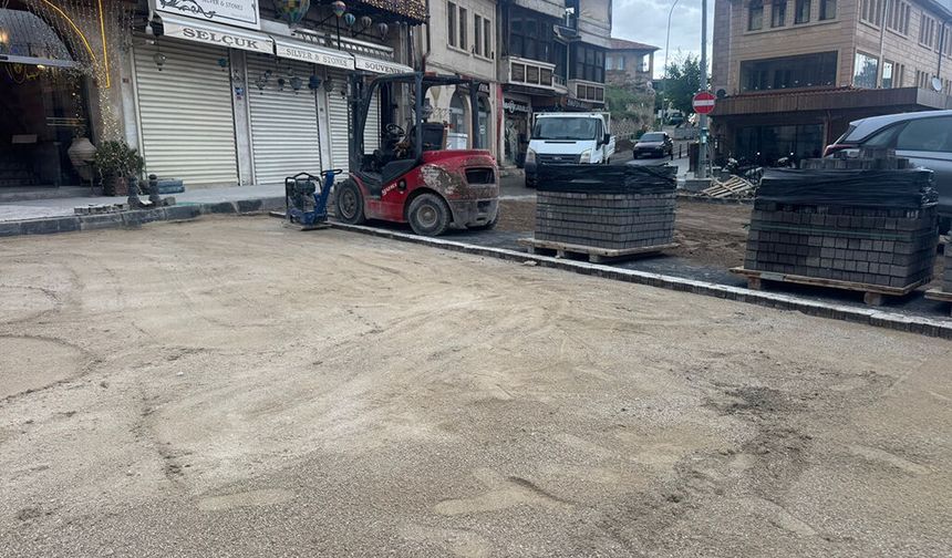 ÜRGÜP’TE YAYALAŞTIRMA KRİZİ: ESNAF KAN AĞLIYOR, TURİST KAÇIYOR.