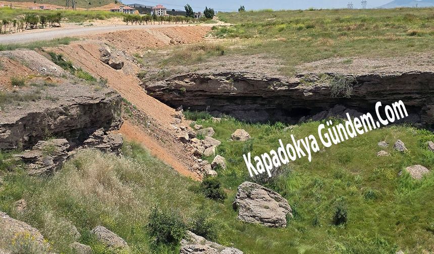 KAPADOKYA'YI KİM KORUYOR? SİT ALANINA GÜPEGÜNDÜZ MOLOZ DÖKTÜLER!