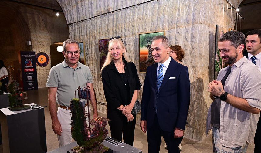 Vali Kök'ün Dikkatini Tarih ve Sanat Çekti.