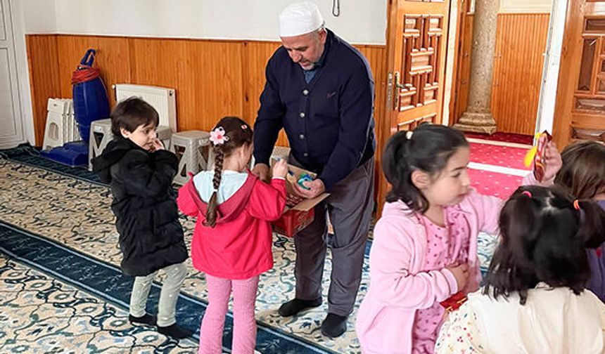 Ürgüp’te Miniklerden Yürekleri Isıtan Ziyaret.