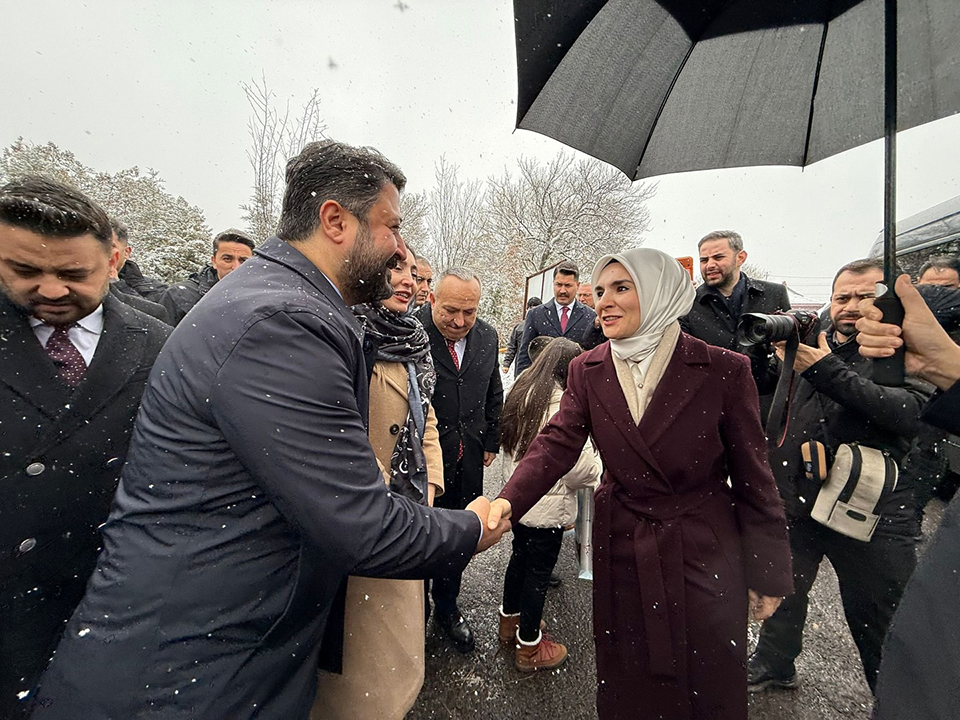 612171997 17970810615005756 5945080026040150375 N