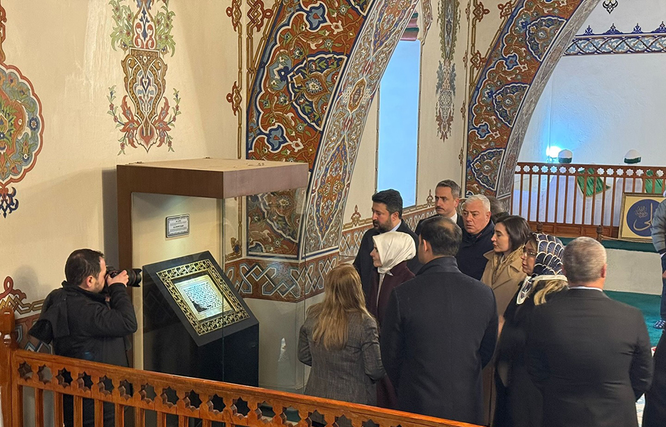 612559005 17970810660005756 7844187660231730306 N