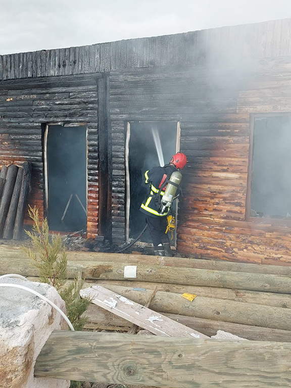 615279040 18342598660227108 8747076406828504753 N