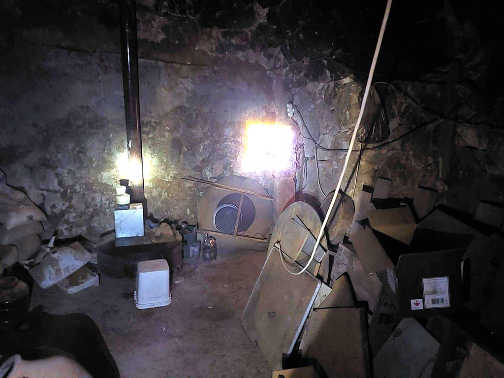 A249F0E5 644A 43B2 Bc31 3E3166Baeac5