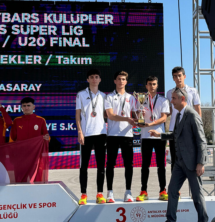 Nev Bel Atleti̇zm 002