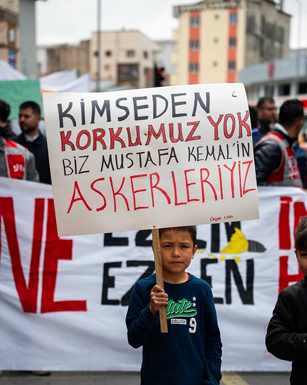 670466334 18416807557121437 1444178715197926864 N-1