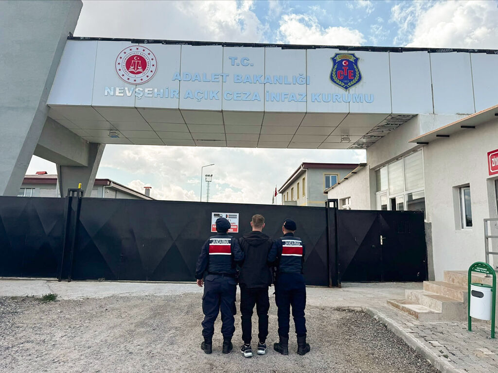 Nevşehir’de Kesinleşmiş Hapis Cezasıyla Aranan Şahıs Yakalandı.